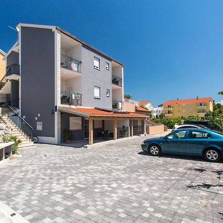 Apartments With A Parking Space Baska, Krk - 18808 المظهر الخارجي الصورة