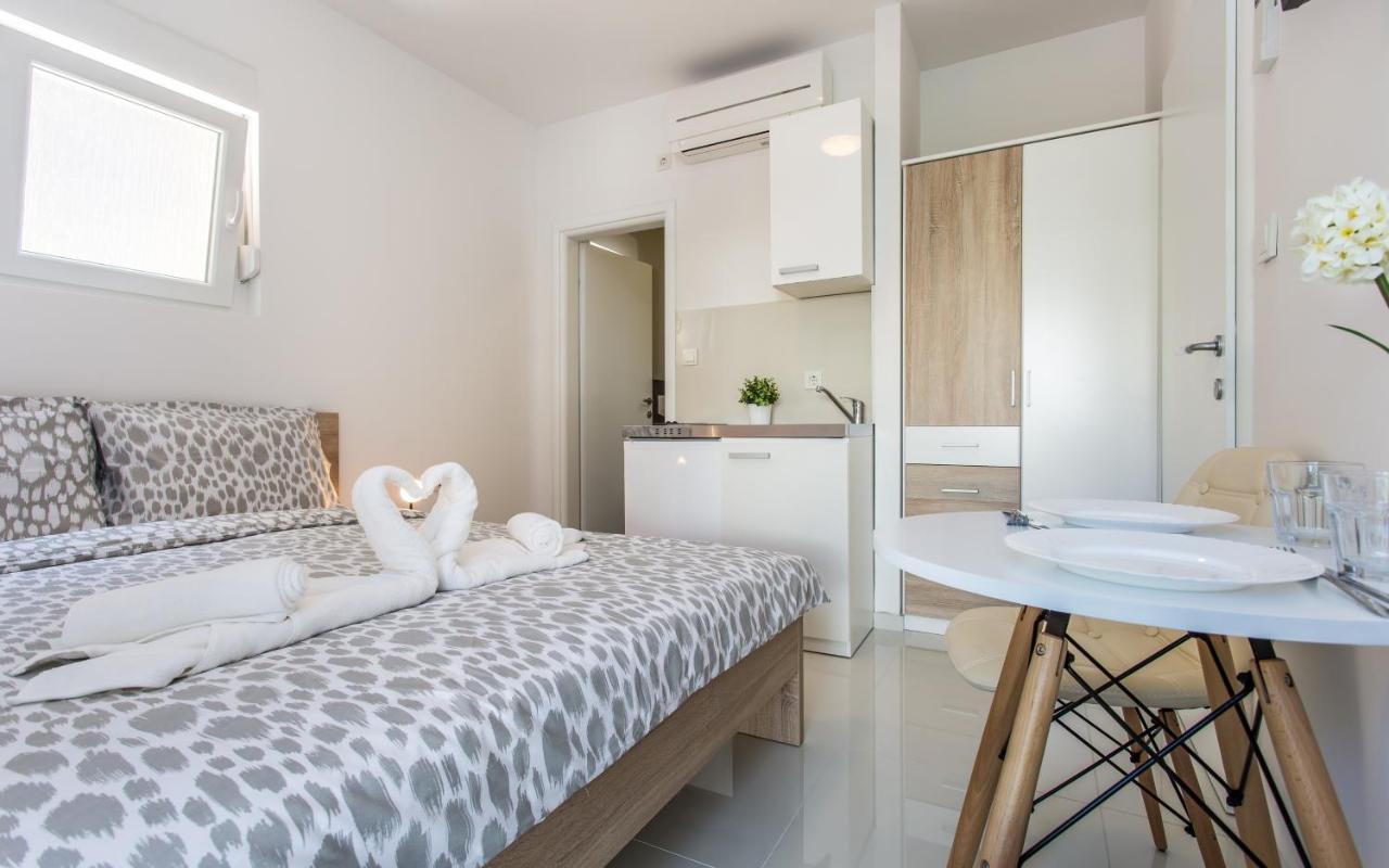 Apartments With A Parking Space Baska, Krk - 18808 المظهر الخارجي الصورة