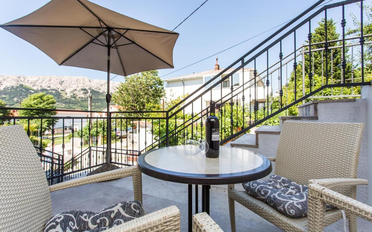 Apartments With A Parking Space Baska, Krk - 18808 المظهر الخارجي الصورة