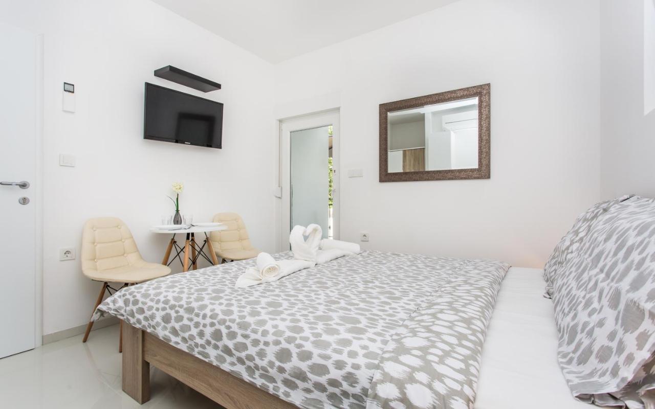 Apartments With A Parking Space Baska, Krk - 18808 المظهر الخارجي الصورة